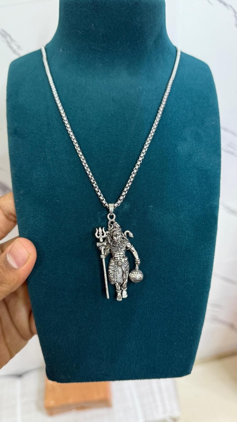 Shivji Pendent With Chain w3p0je-3p