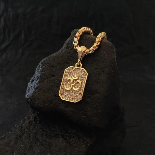 Gold Plated Om Diamond Pendant and Chain w3p0je-3p